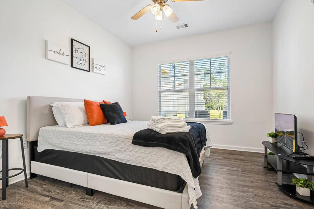 Tranquil Serenity - Exchange At Orange Park Jacksonville Exteriör bild